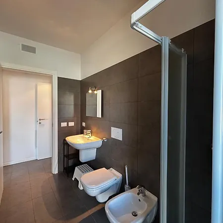 View With Swimming Pool - Larihome A87 Musso